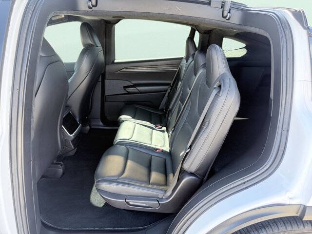 2023 Tesla Model X Standard Range
