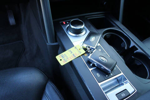 2020 Land Rover Discovery Landmark Edition