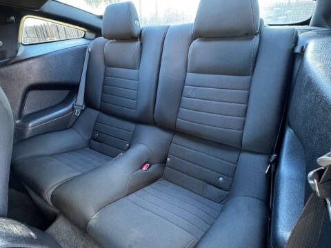 2014 Ford Mustang V6