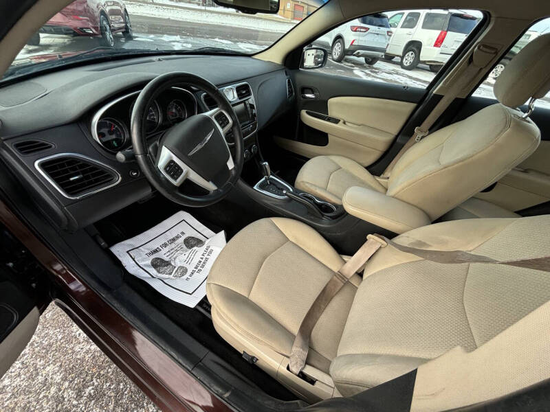 2012 Chrysler 200 Touring