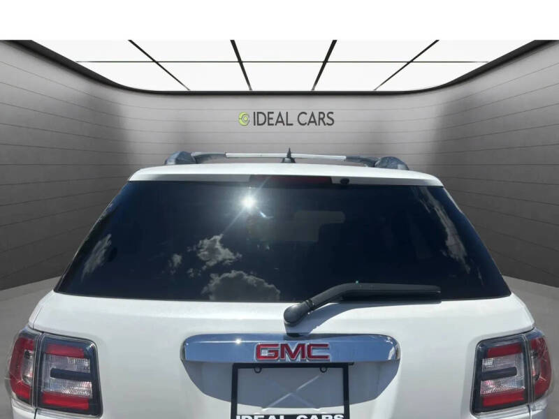 2016 GMC Acadia SLT-1