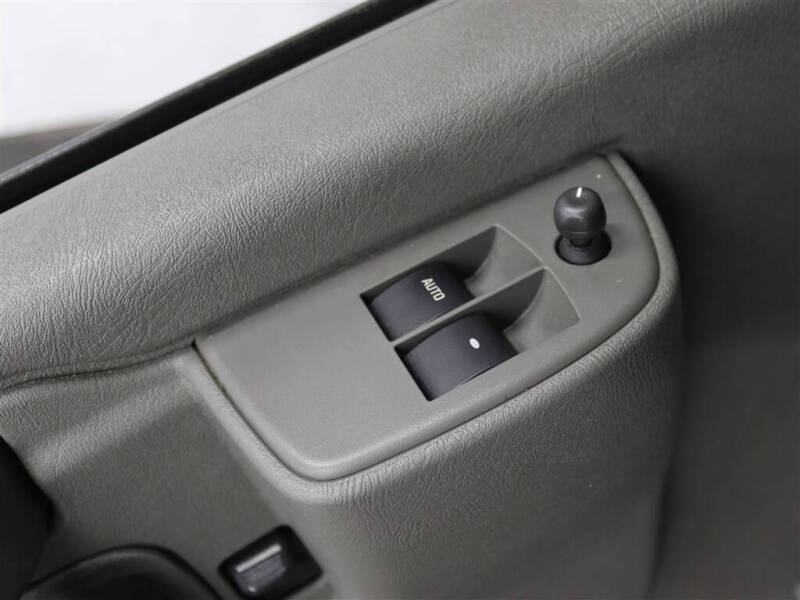 2022 Chevrolet Express 2500