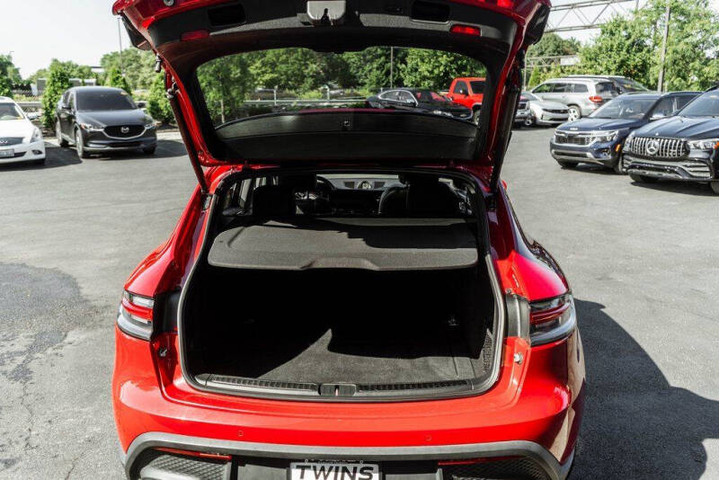 2023 Porsche Macan