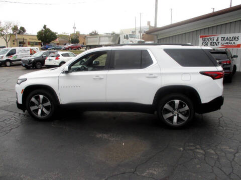 2023 Chevrolet Traverse LT Leather