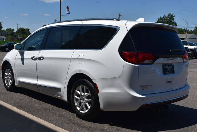 2020 Chrysler Pacifica Touring L