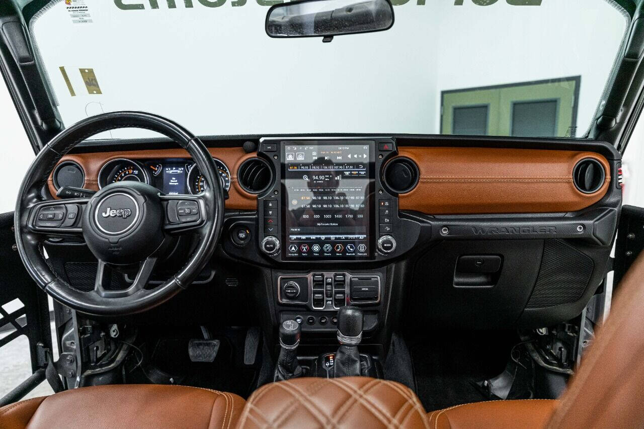 2020 JEEP Wrangler SUV / Crossover - $47,999