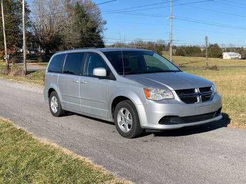 2011 Dodge Grand Caravan for sale at TRAVIS AUTOMOTIVE in Corryton TN