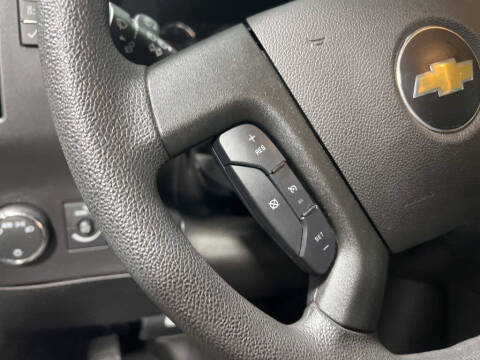 2024 Chevrolet Express 2500