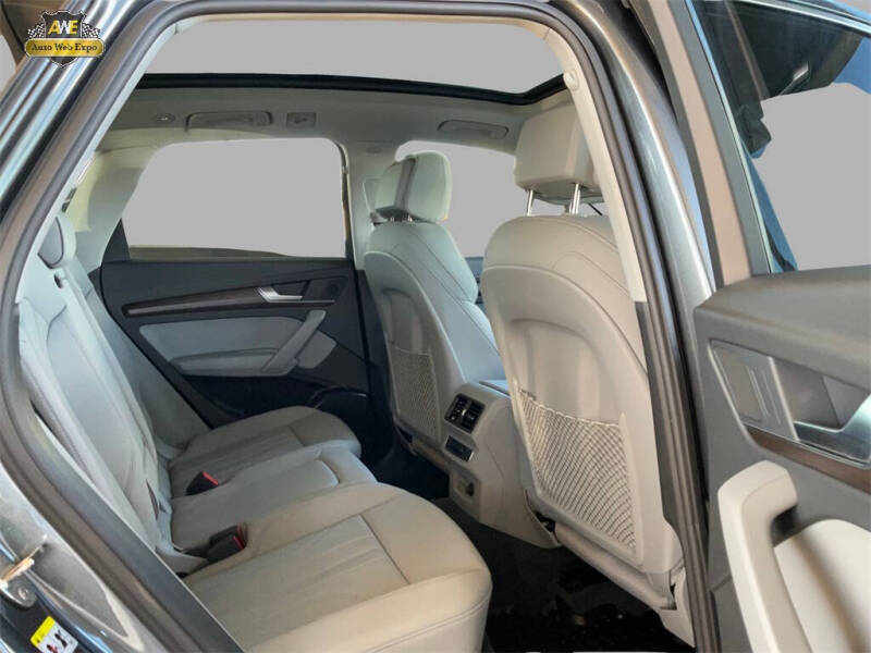 2024 Audi Q5 e quattro S line Premium 55 TFSI