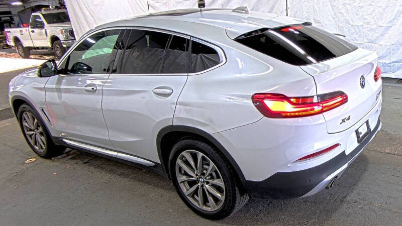2019 BMW X4 xDrive30i's photo