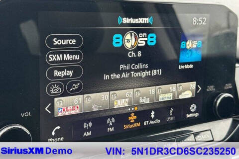 2025 Nissan Pathfinder SL