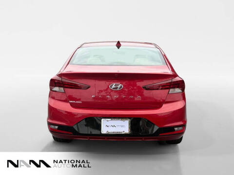 2019 Hyundai Elantra