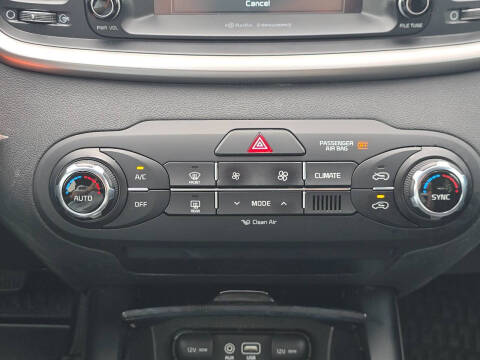 2018 Kia Sorento LX