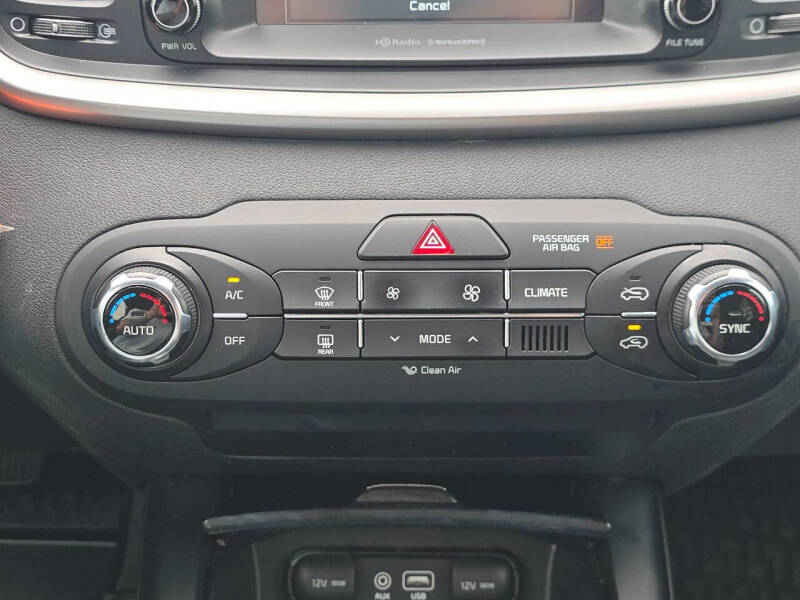 2018 Kia Sorento LX