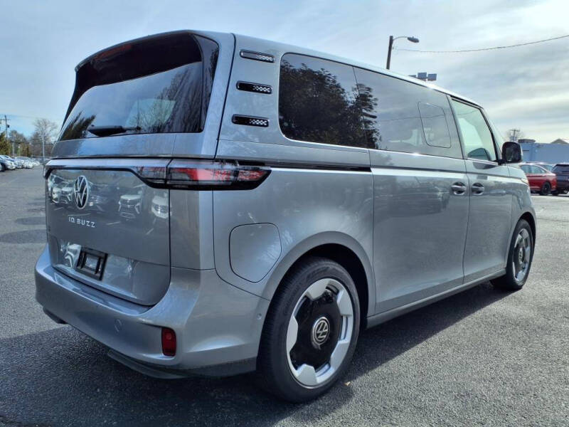 2025 Volkswagen ID. Buzz Pro S