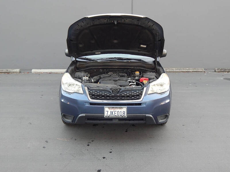 2014 Subaru Forester 2.5i