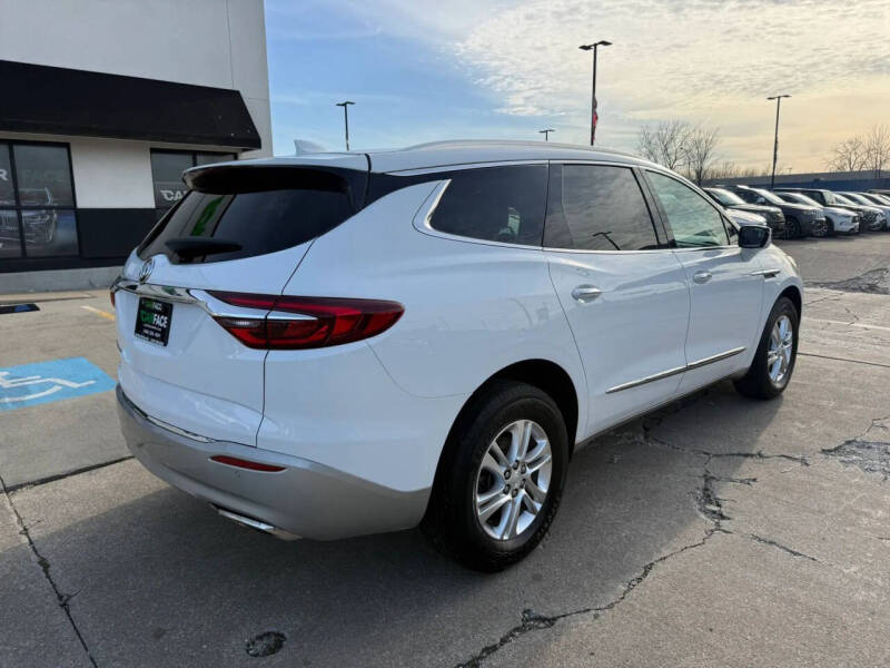 2021 Buick Enclave Essence