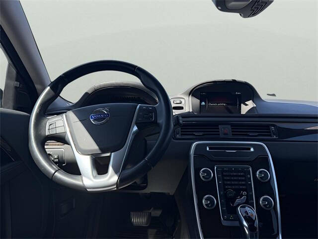 2016 Volvo XC70 T5 Drive-E Classic Premier