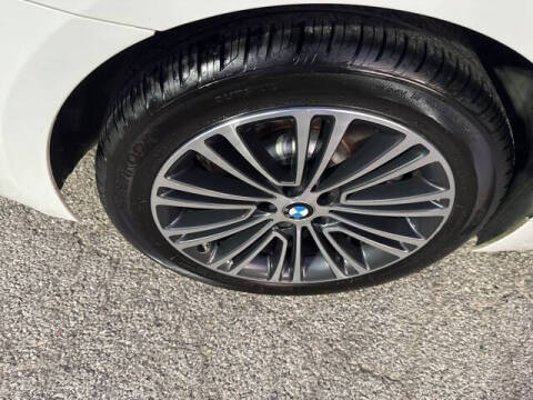 2019 BMW 5 Series 530i