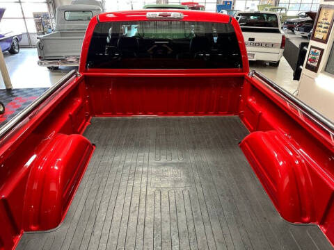 2004 Chevrolet Silverado 1500 SS