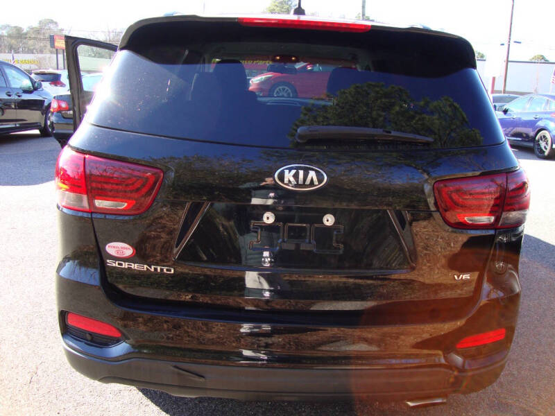 2019 Kia Sorento S V6