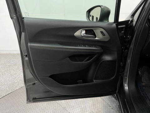 2020 Chrysler Pacifica Launch Edition