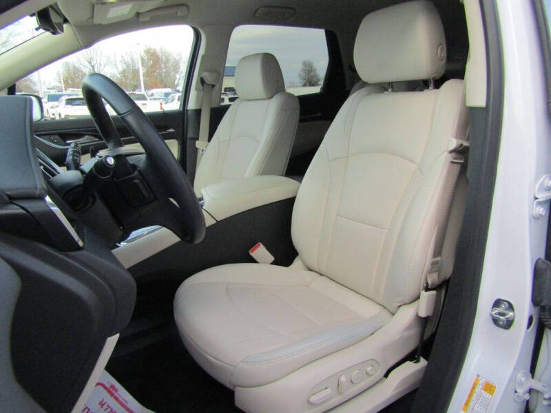 2023 Buick Enclave Premium