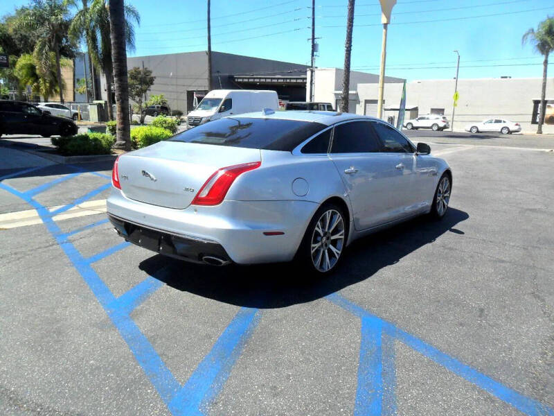 2017 Jaguar XJL Portfolio