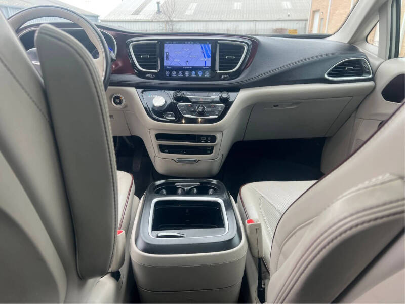 2017 Chrysler Pacifica Limited