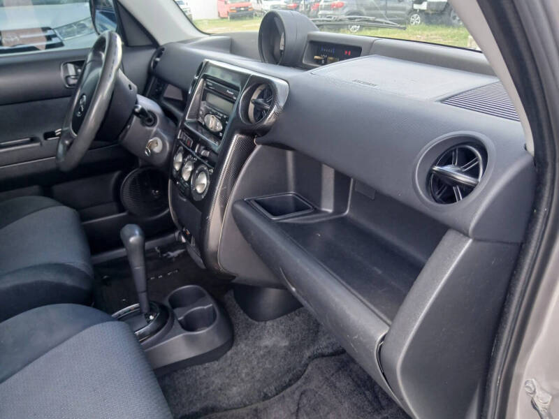 2006 Scion xB