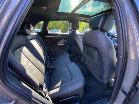 2021 Audi Q3 quattro S line Premium 45 TFSI