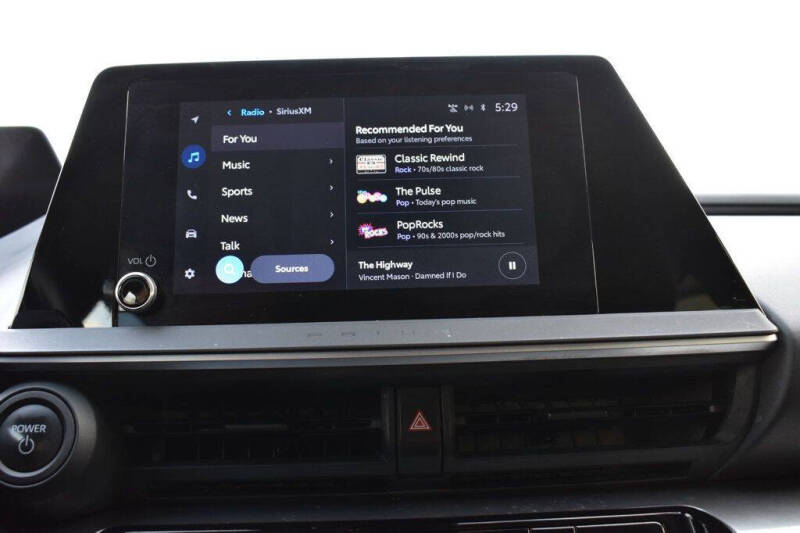 2023 Toyota Prius LE