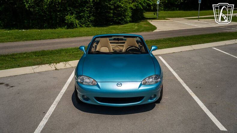 2001 Mazda MX-5 Miata