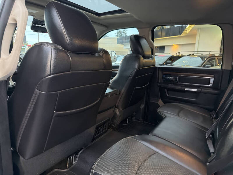 2017 RAM 3500 Laramie