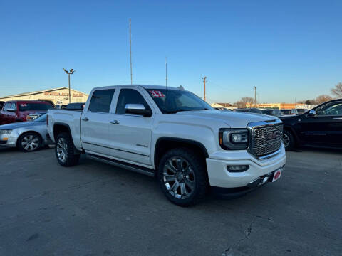 2017 GMC Sierra 1500 for sale at UNITED AUTO INC in South Sioux City NE