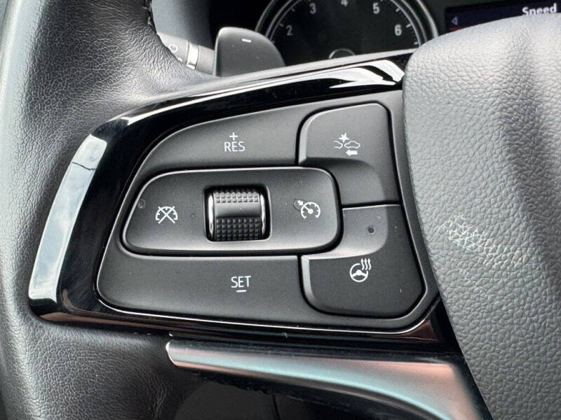 2022 Buick Enclave Essence