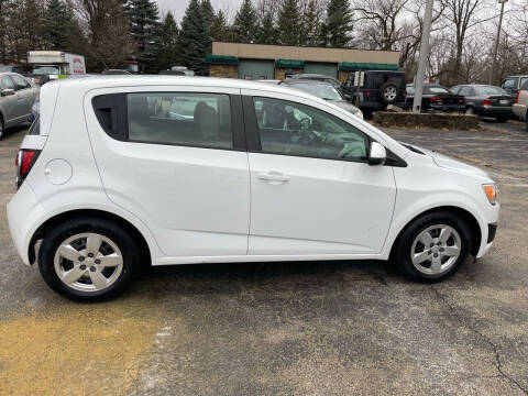 2016 Chevrolet Sonic LS Auto