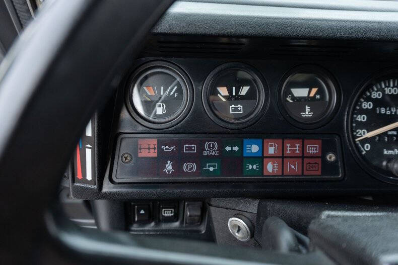 1991 Land Rover Defender