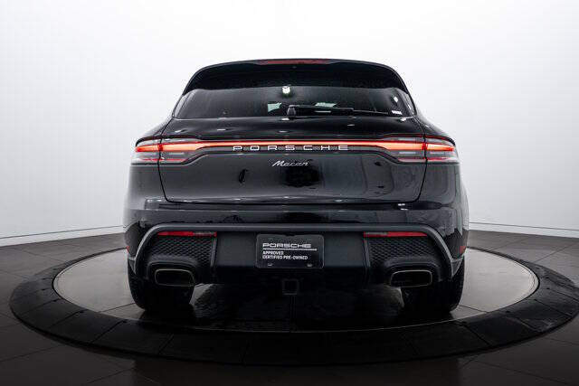 2025 Porsche Macan