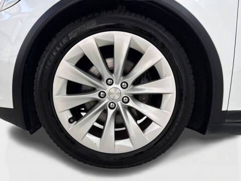 2016 Tesla Model X 75D