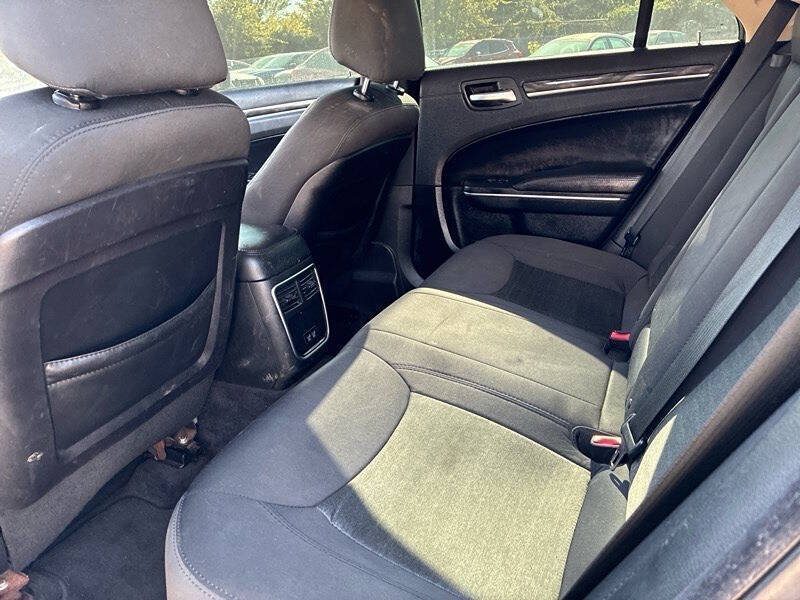 2018 Chrysler 300 Touring