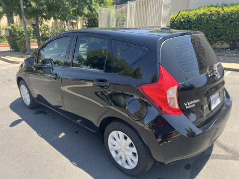 2016 Nissan Versa Note SV