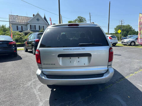 2006 Dodge Grand Caravan SE