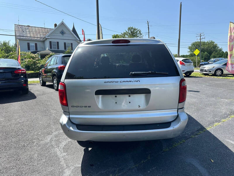 2006 Dodge Grand Caravan SE