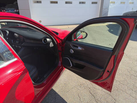 2017 Alfa Romeo Giulia Ti