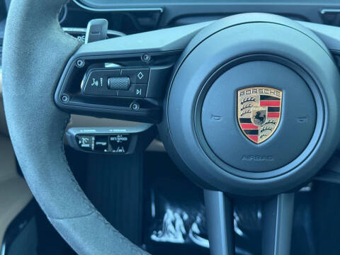 2024 Porsche Cayenne Turbo E-Hybrid Coupe