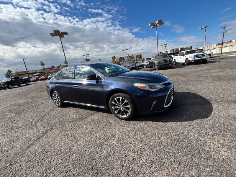 2017 Toyota Avalon XLE
