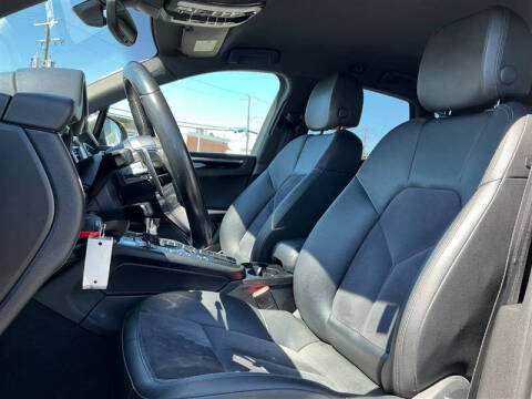 2015 Porsche Macan S