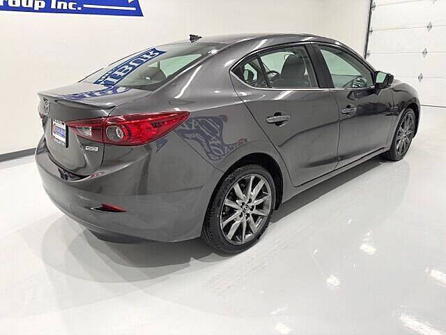 2018 Mazda MAZDA3 Touring