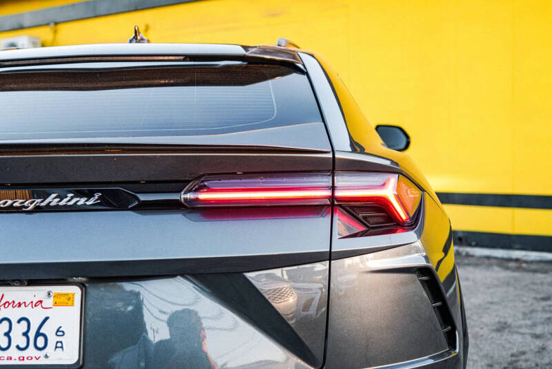 2020 Lamborghini Urus